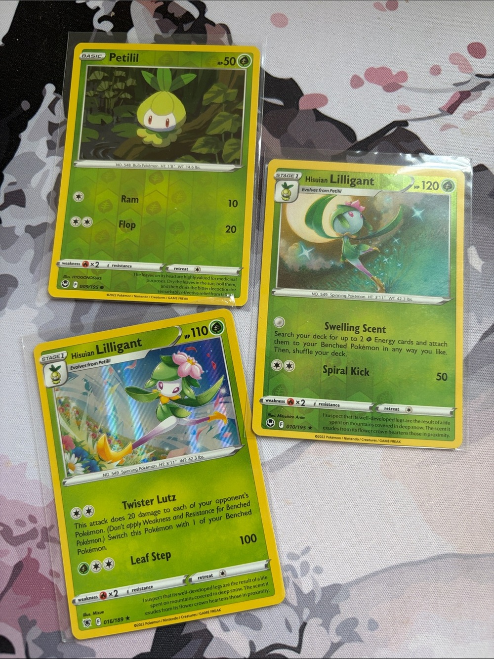 Petilil & Hisuian Lilligant Evolution Lot | 3 Cards | Reverse Holo | ✨5/$25✨